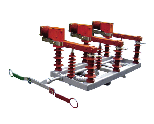 <div>FZW□-12戶外高壓隔離真空負荷開關是由我公司和遼寧電力科學研究院高壓所聯合研制、開發新一代高壓電<span style=